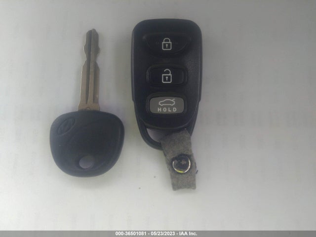 Hyundai ELANTRA SE 2015 5NPDH4AE7FH632386 Image 3