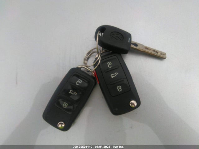 WVWDB7AJ5EW011897 Volkswagen GOLF
