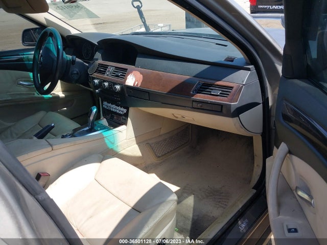 2008 BMW 5 SERIES 528I VIN: WBANU53548CT18788