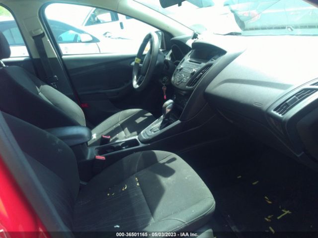1FADP3K22GL277289 Ford FOCUS SE