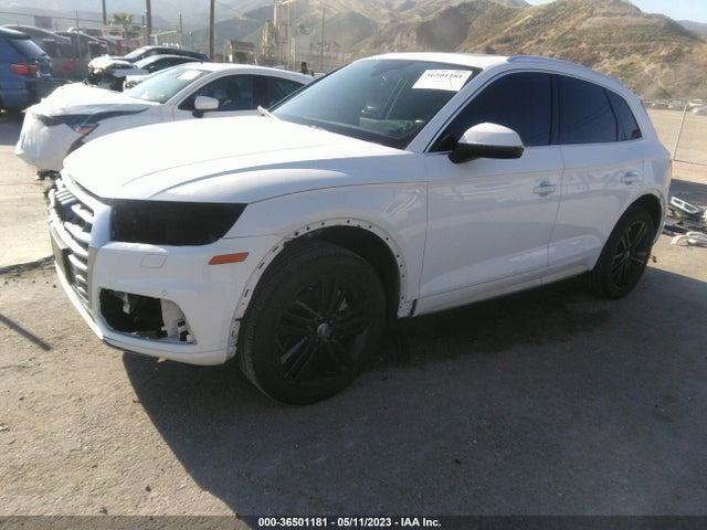 WA1BNAFY7J2238814 Audi Q5 Premium Plus