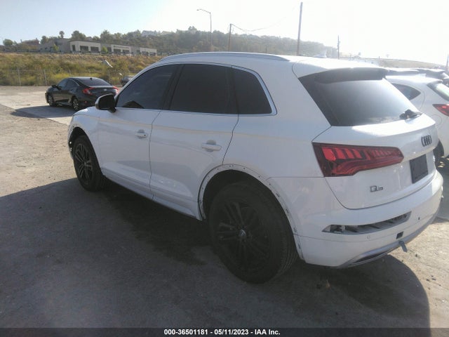 WA1BNAFY7J2238814 Audi Q5 Premium Plus