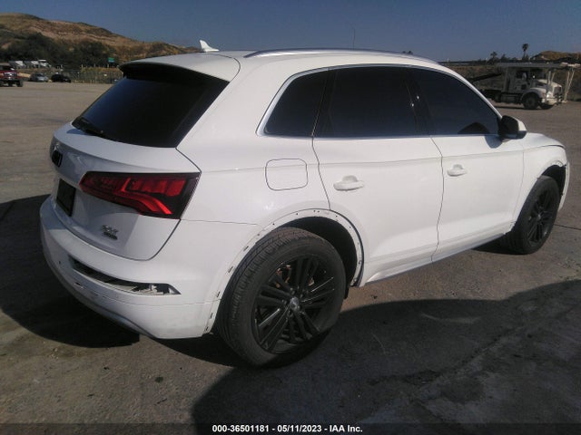 WA1BNAFY7J2238814 Audi Q5 Premium Plus