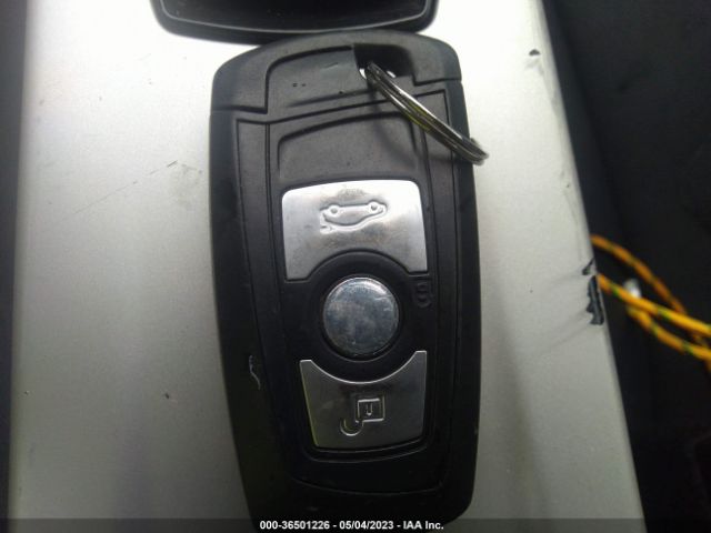 WBA3C3C57EP660819 BMW 3 Series 320i Xdrive