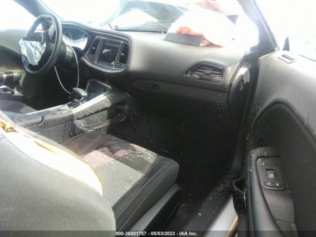 2C3CDZAGXJH183703 Dodge Challenger Sxt