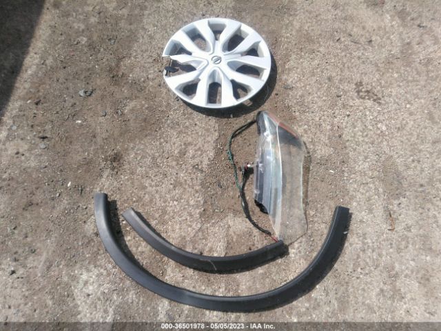 KNMAT2MV6HP548200 Nissan ROGUE S