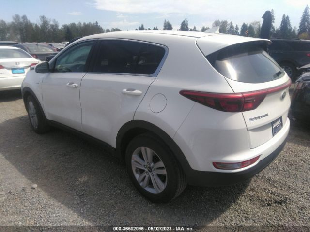 KNDPMCAC1H7215483 KIA Sportage Lx