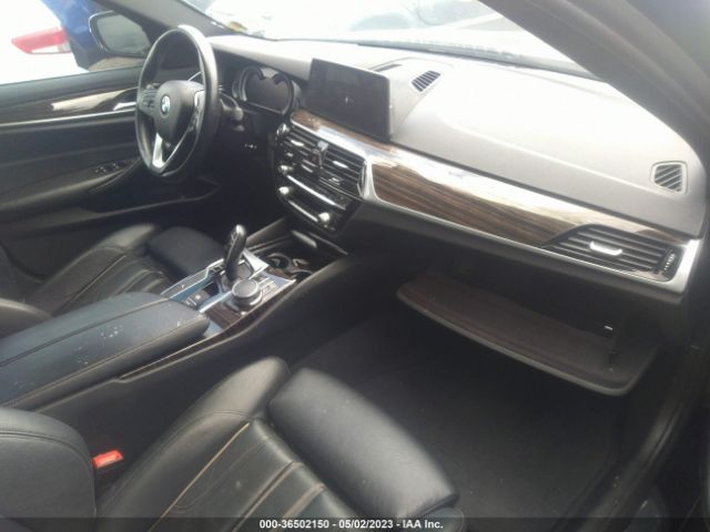 WBAJA7C57JWA72331 BMW 5 Series 530i Xdrive