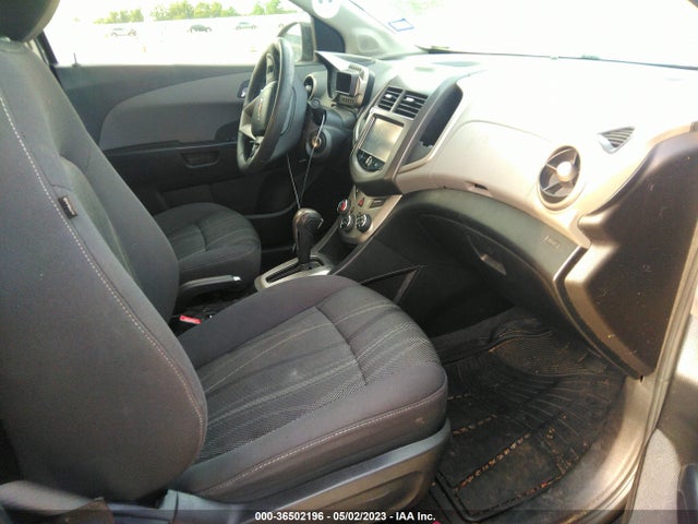Chevrolet SONIC LT 2015 1G1JC5SH6F4143251 Image 6
