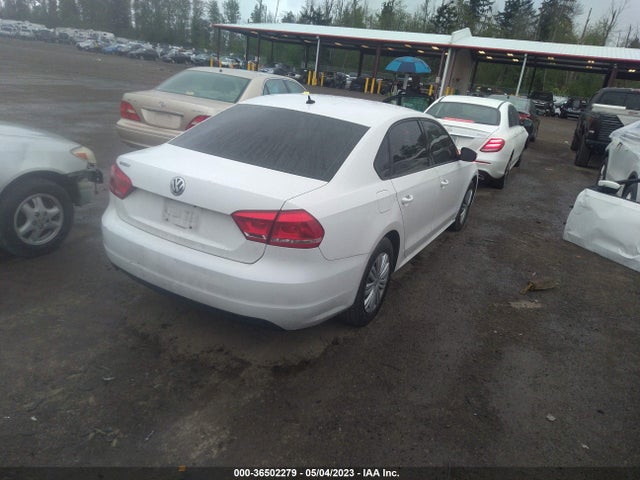 1VWAP7A36EC009516 Volkswagen PASSAT S