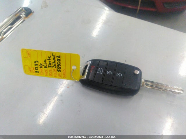 KIA FORTE LX 2016 KNAFX4A63G5555082 Image 3