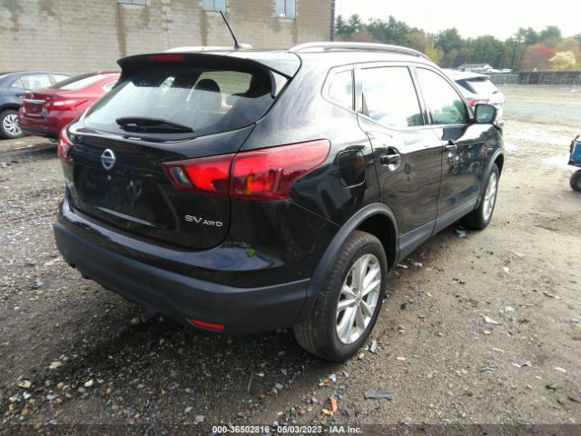 JN1BJ1CR3JW284795 Nissan Rogue Sport Sv