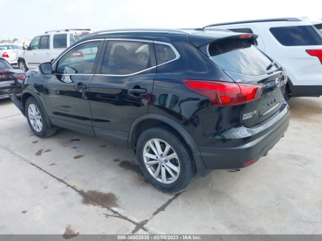 JN1BJ1CP5HW017926 Nissan Rogue Sport Sv