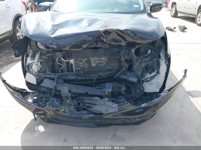 JN1BJ1CP5HW017926 Nissan Rogue Sport Sv