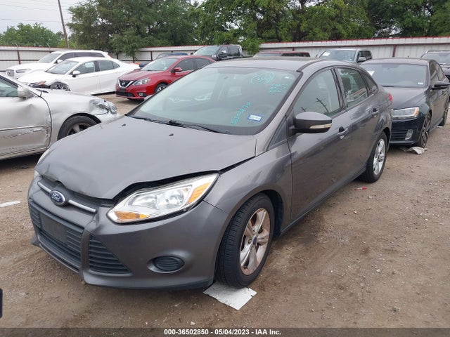 Ford FOCUS SE 2014 1FADP3F23EL400847 Image 2