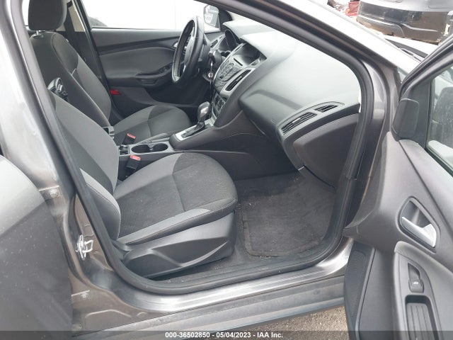 Ford FOCUS SE 2014 1FADP3F23EL400847 Image 6