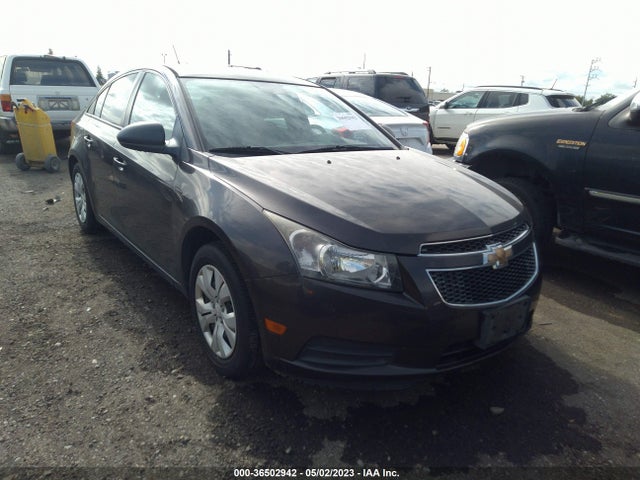 2014 1G1PA5SGXE7487296 main image