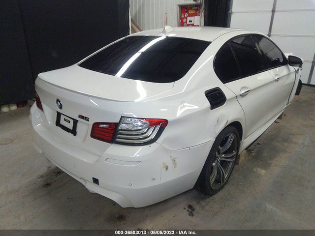 BMW M5 2016 WBSFV9C52GG343247 Image 4