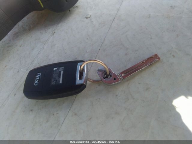 KNDJP3A53G7297620 KIA SOUL +