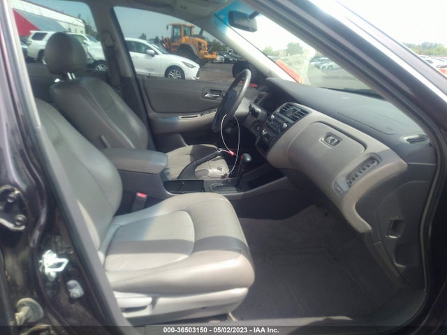 1999 HONDA ACCORD SDN EX VIN: JHMCG6676XC025802