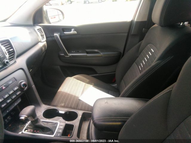 KNDPMCAC6H7180116 KIA Sportage Lx