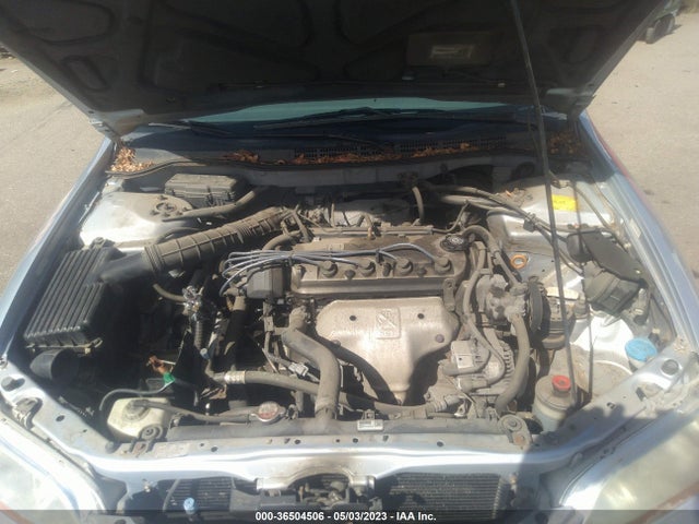 1998 HONDA ACCORD SDN LX VIN: 1HGCG5543WA070131