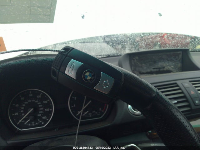 2011 BMW 1 SERIES 135I VIN: WBAUC9C52BVM09883