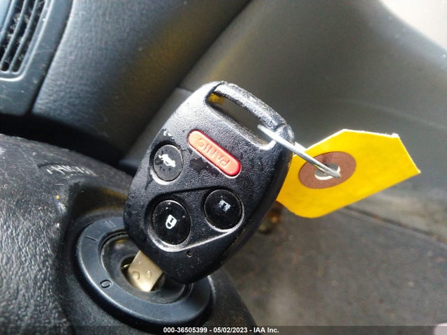 2006 HONDA ACCORD SDN EX-L VIN: 1HGCM56866A071137