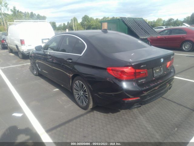WBAJE7C35HG889981 BMW 5 Series 540i Xdrive