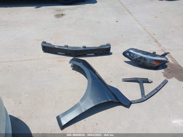 Chevrolet MALIBU LS 2018 1G1ZB5ST2JF115681 Image 4