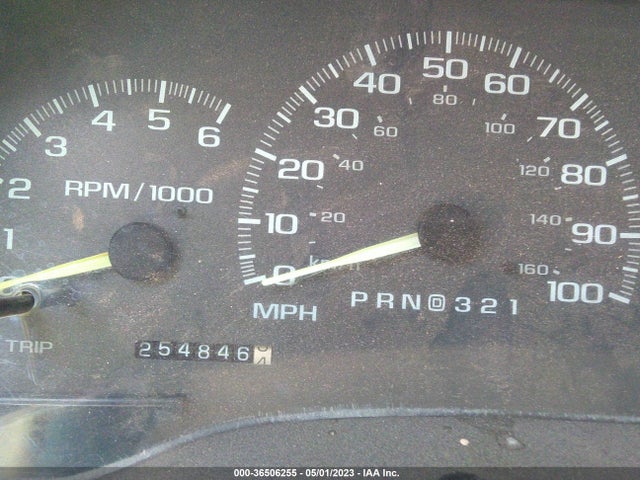 1998 GMC SIERRA 1500 VIN: 2GTEC19M8W1561455