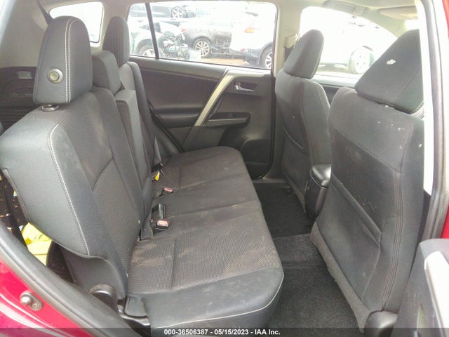 2018 TOYOTA RAV4 XLE VIN: 2T3WFREV1JW463862