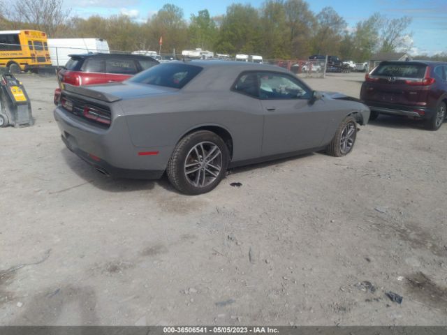 2C3CDZGG9JH334893 Dodge Challenger Gt