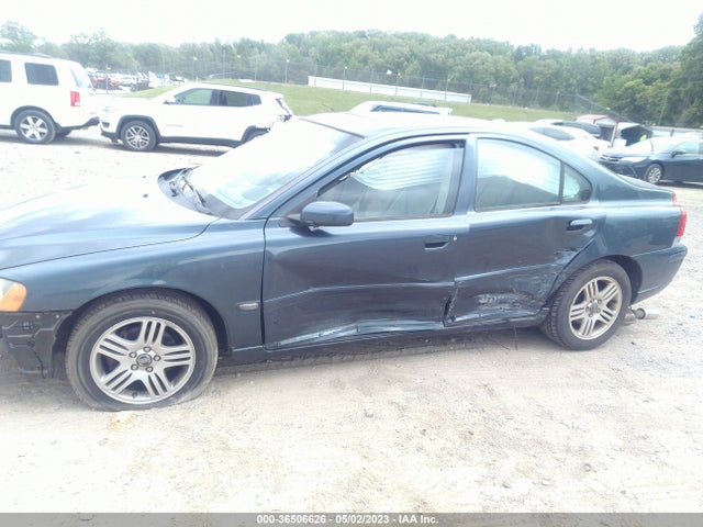 2005 VOLVO S60 VIN: YV1RH592252460493