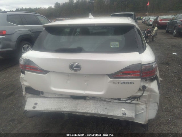 JTHKD5BH4F2226390 Lexus Ct 200h Hybrid
