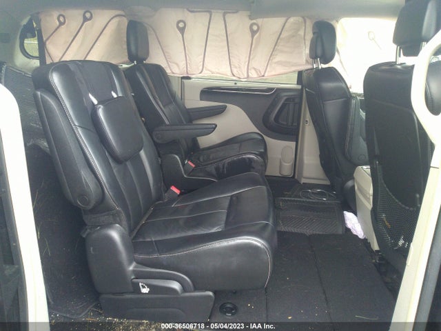 2C4RC1GG9ER183161 Chrysler Town & Country Limited
