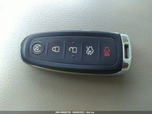 Ford Escape Titanium 2015 1FMCU9J96FUA78783 Image 3