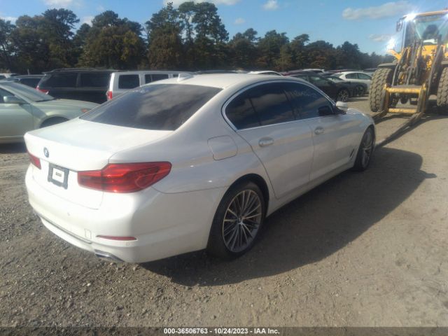 WBAJE7C59JG891093 BMW 5 Series 540i Xdrive