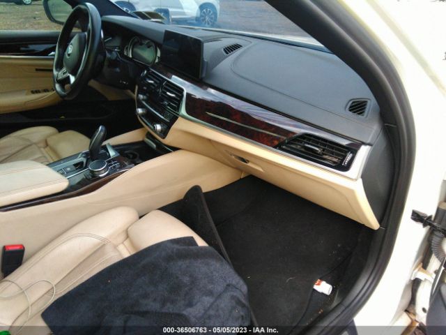 WBAJE7C59JG891093 BMW 5 Series 540i Xdrive