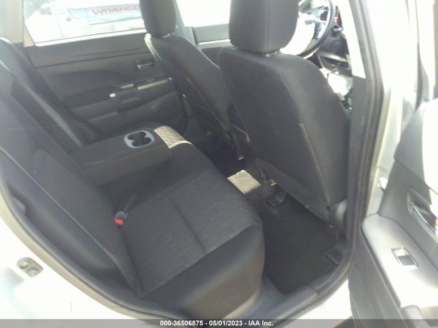 JA4APVAU4MU026088 Mitsubishi Outlander Sport Se