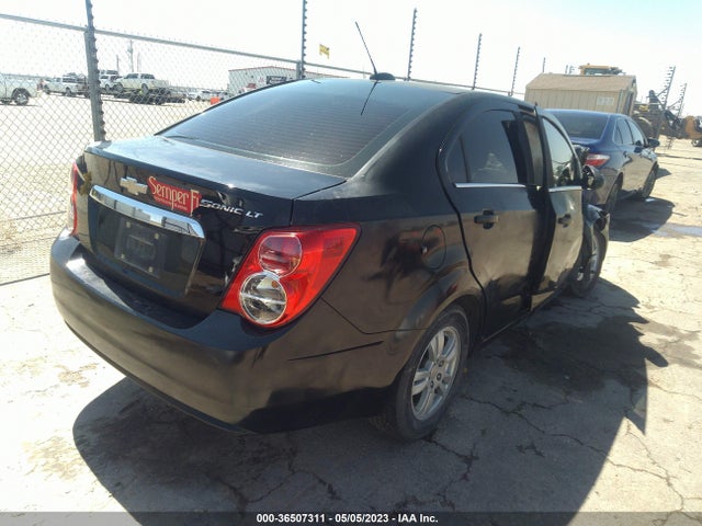 Chevrolet SONIC LT 2016 1G1JC5SHXG4136319 Image 5