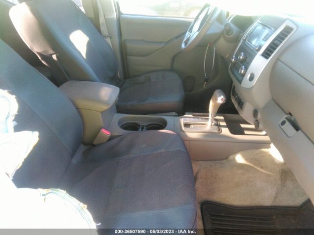 1N6AD0ER0FN753469 Nissan Frontier Sv