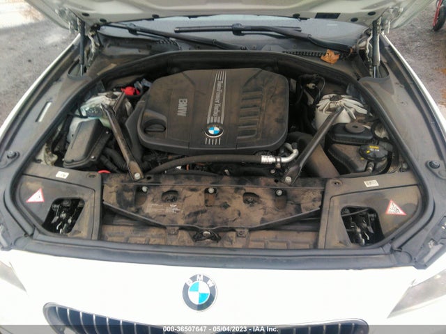 BMW 5 Series 535d Xdrive 2014 WBAFV3C51ED685563 Image 10