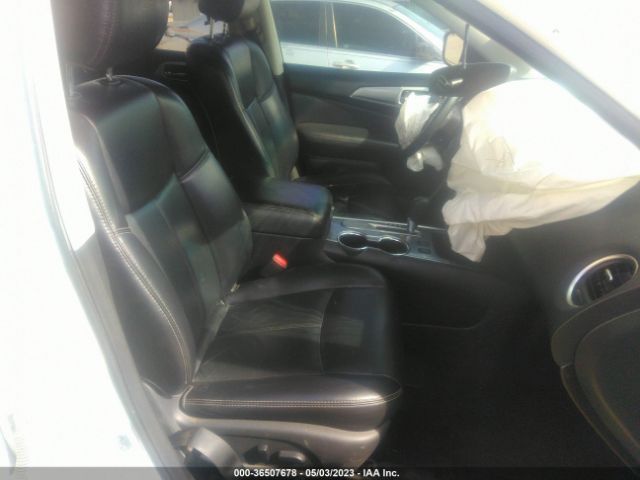5N1DR2MN4JC614442 Nissan Pathfinder Sl