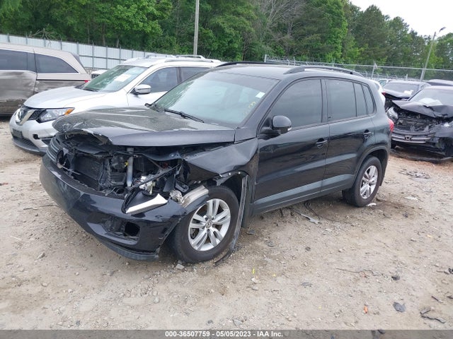 WVGAV7AX6FW615681 Volkswagen TIGUAN S