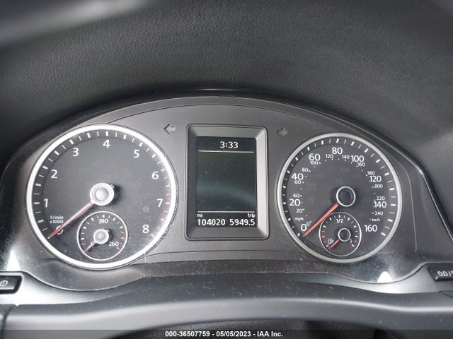 WVGAV7AX6FW615681 Volkswagen TIGUAN S