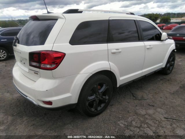 3C4PDCGG7JT339625 Dodge Journey Crossroad
