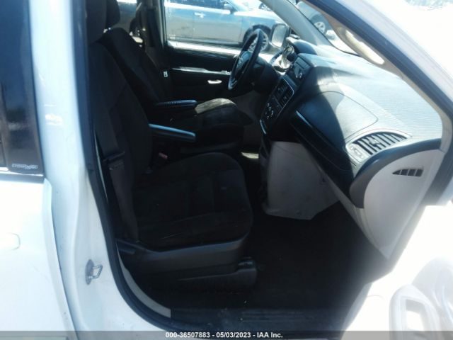 2C4RDGBG5ER241211 Dodge Grand Caravan Se