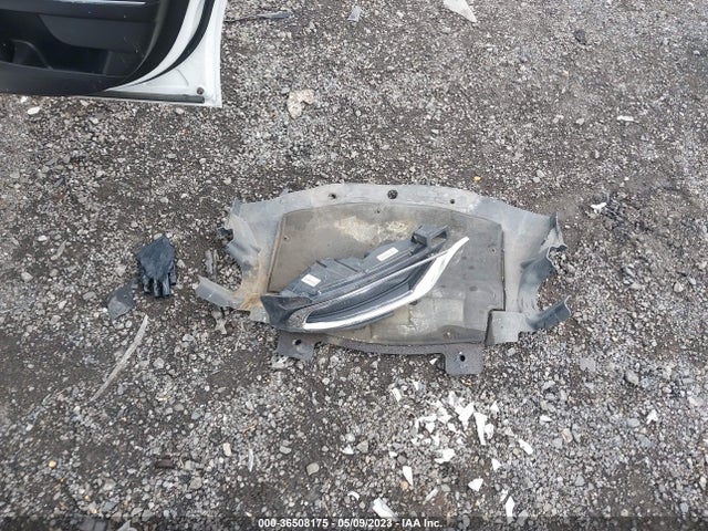 2C3CCAEG3GH219903 Chrysler 300 300c