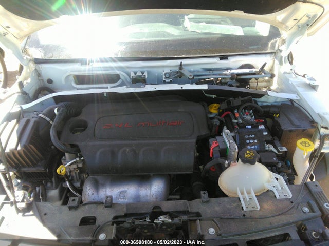 3C4NJDBB8JT150600 Jeep Compass Latitude
